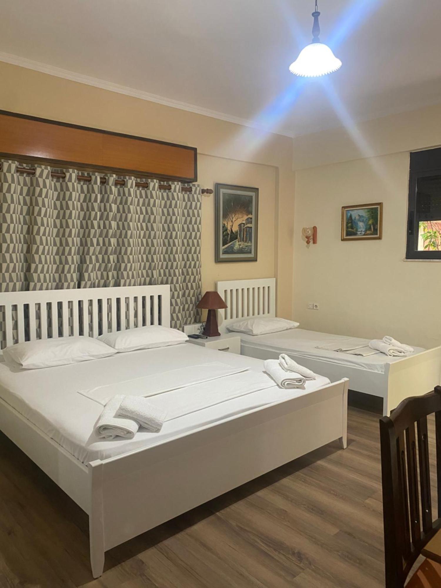 Citycenter Studios Sarande Exterior photo